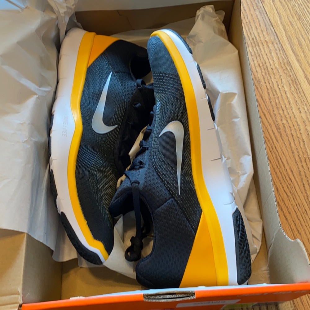 Nike Free Trainer V7 NFL (Steelers)